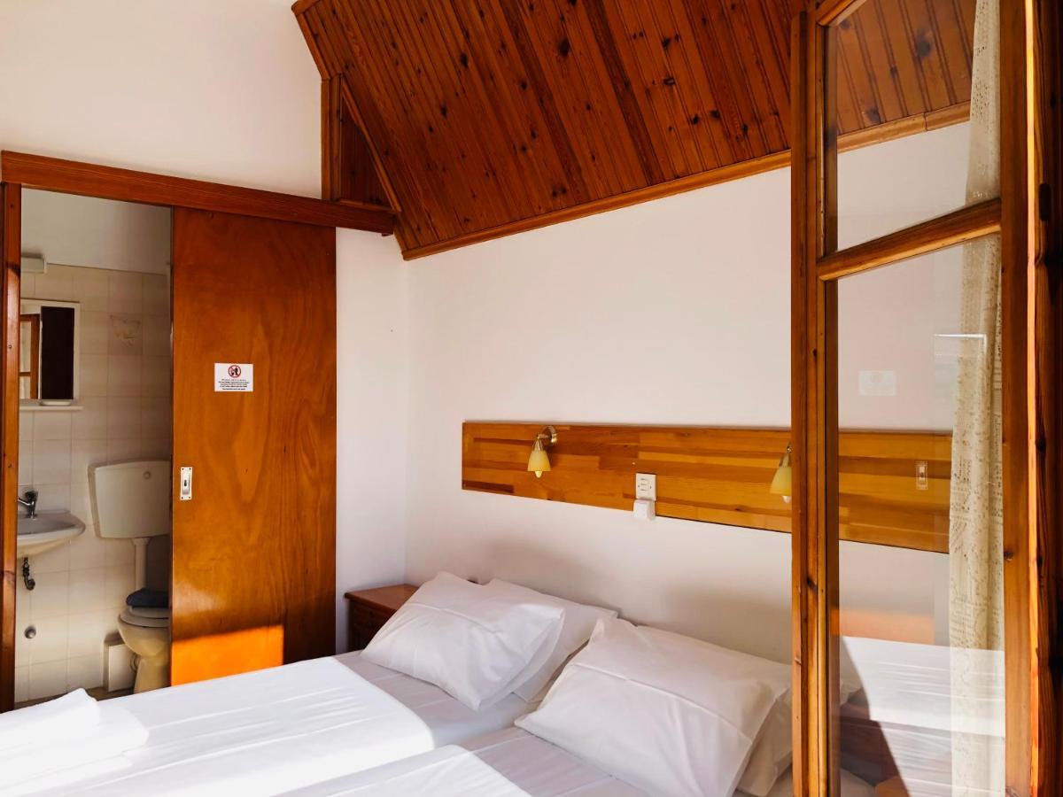 Anastasis Rental Rooms Skiathos-stad Buitenkant foto
